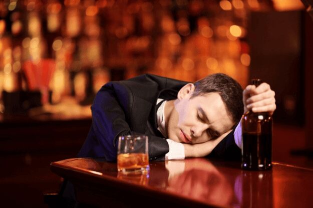 Con un aumento della dose di alcol prima del rapporto sessuale, verrai addormentato